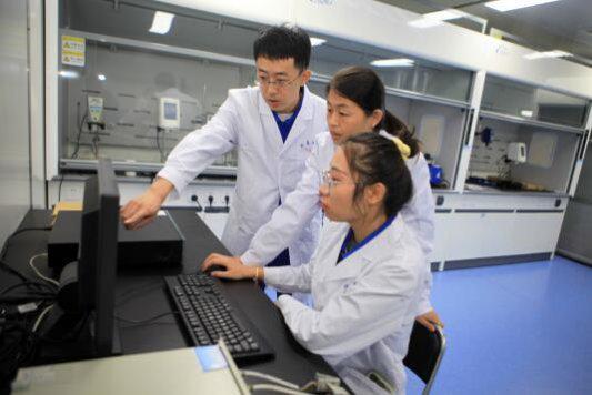 銳意創新，引領前沿 山東華夏神舟新材料聚偏氟乙烯研發團隊的進階之路